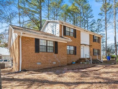 100 Forsyth Dr, Chapel Hill, NC, 27517