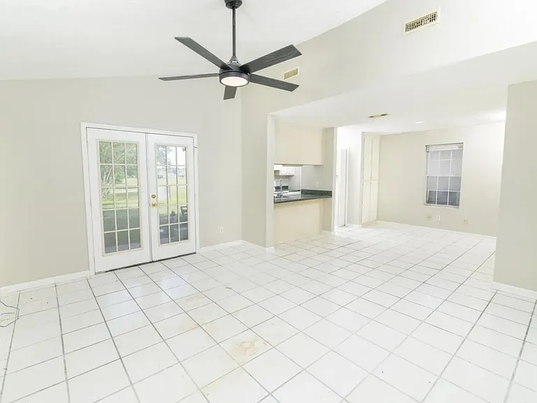 54 Humphery Ln — Photo 3