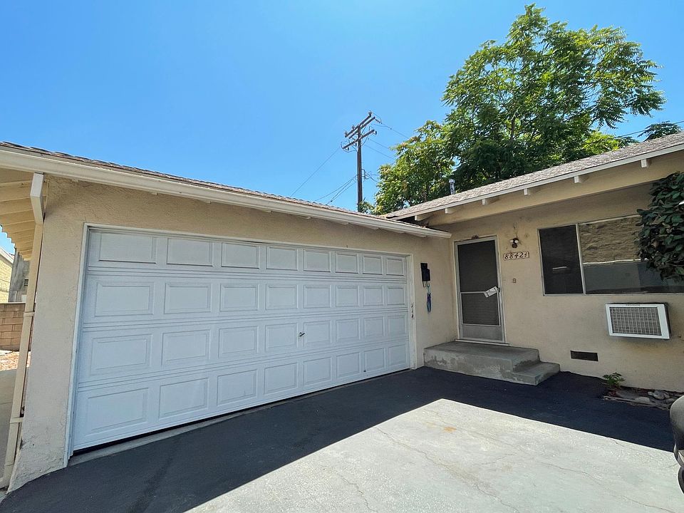 1st image of 8842 1/2 Elm Ave