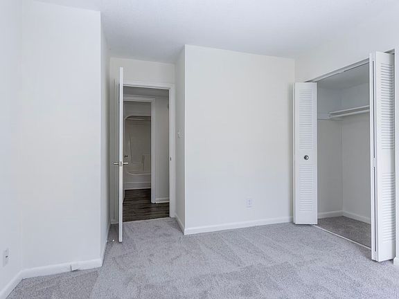 4th image of 301 Village Dr #1C