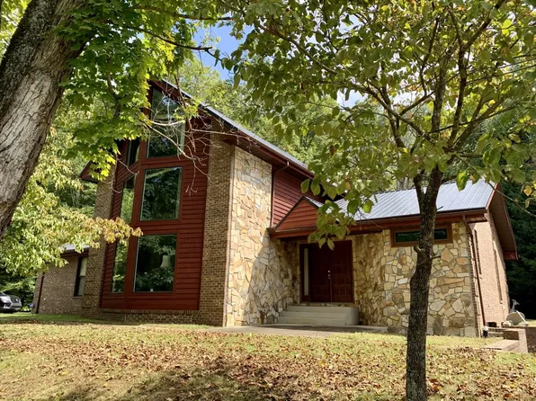 2579 Greenbrier Creel Road Fort, Fort Gay, WV 25514