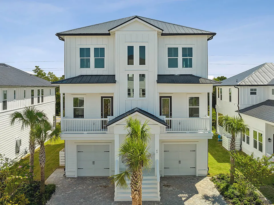 49 Seaboard Ln