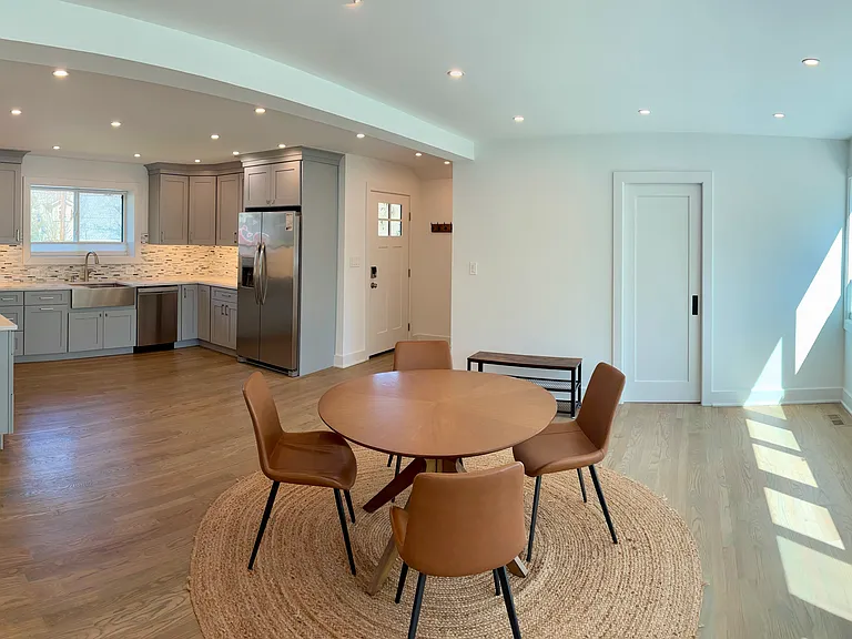 405 Calvin Ln #1 — Photo 4