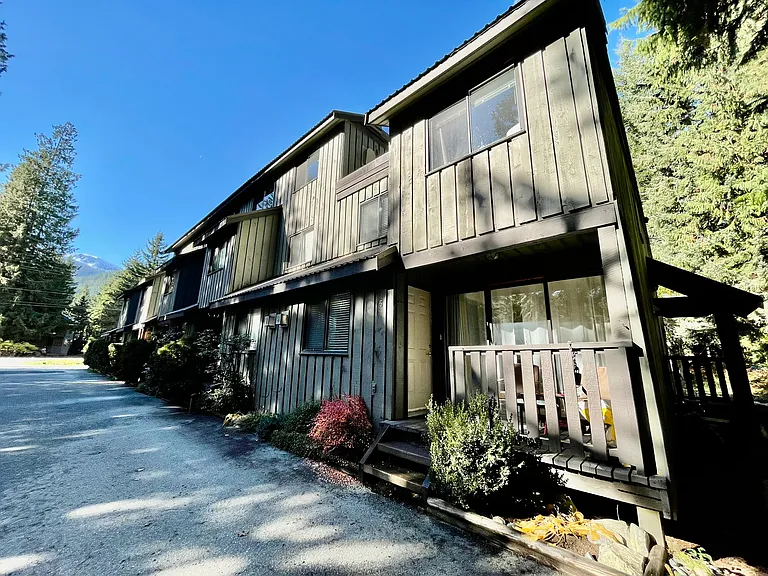 8052 Timber Ln — Photo 15