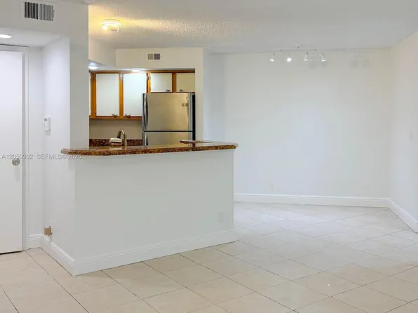 643 Vista Isles Dr APT 1812, Fort Lauderdale, FL 33325