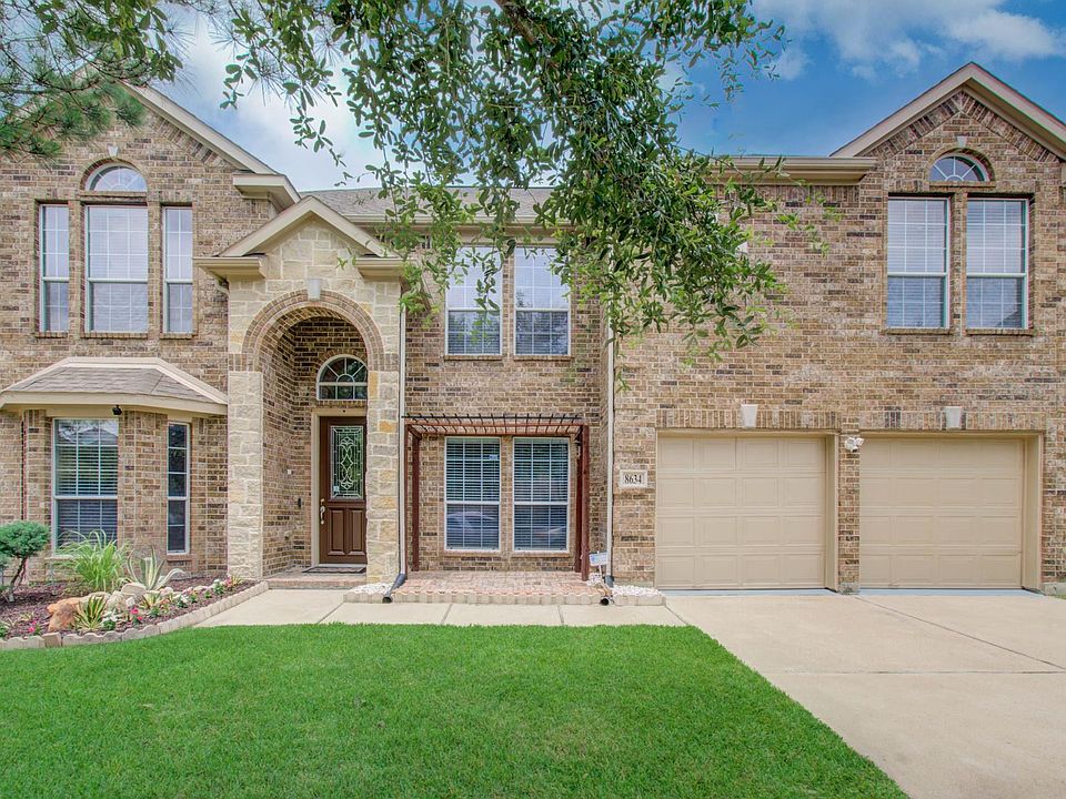 1st image of 8634 Cape Royal Dr