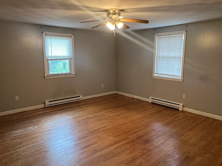 73 Shawn Dr #1 — Photo 5