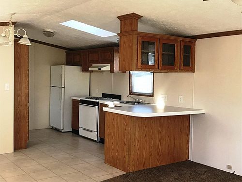 1st image of 454 Buchanan Dr