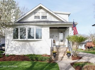 220 S Lombard Ave, Lombard, IL 60148