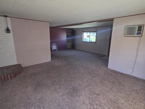 1792 Columbia St, Pomeroy, WA 99347