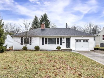 2481 N Haven Blvd, Cuyahoga Falls, OH, 44223