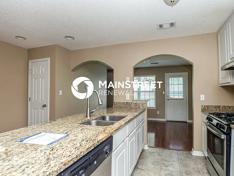 4012 Meadow Glen Way — Photo 8