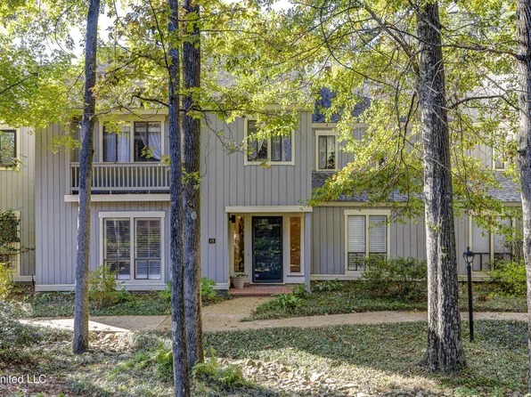 15 Eastbrooke St, Jackson, MS 39216