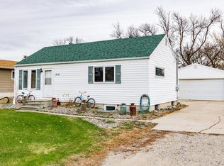 314 Nelson Dr, Horace, ND 58047