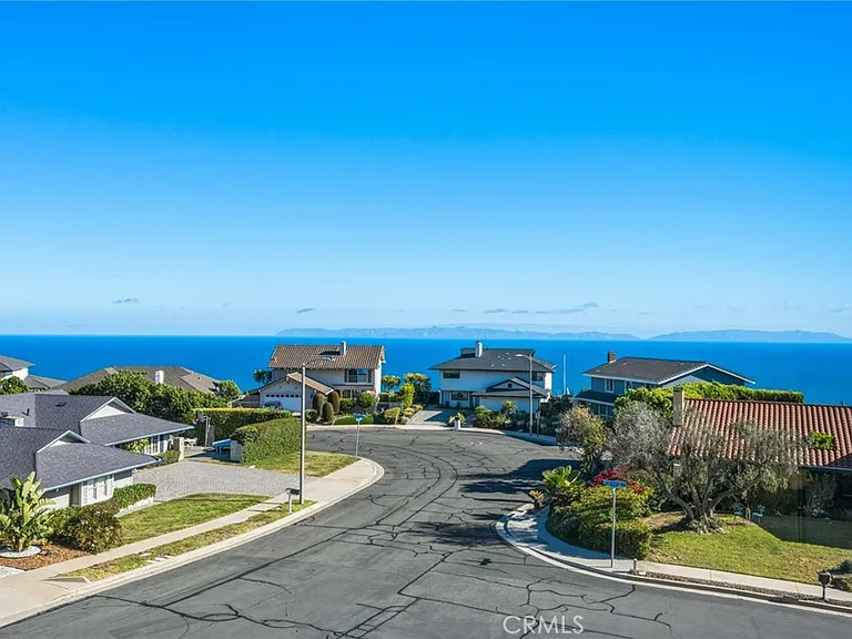 3404 Hightide Dr — Photo 36