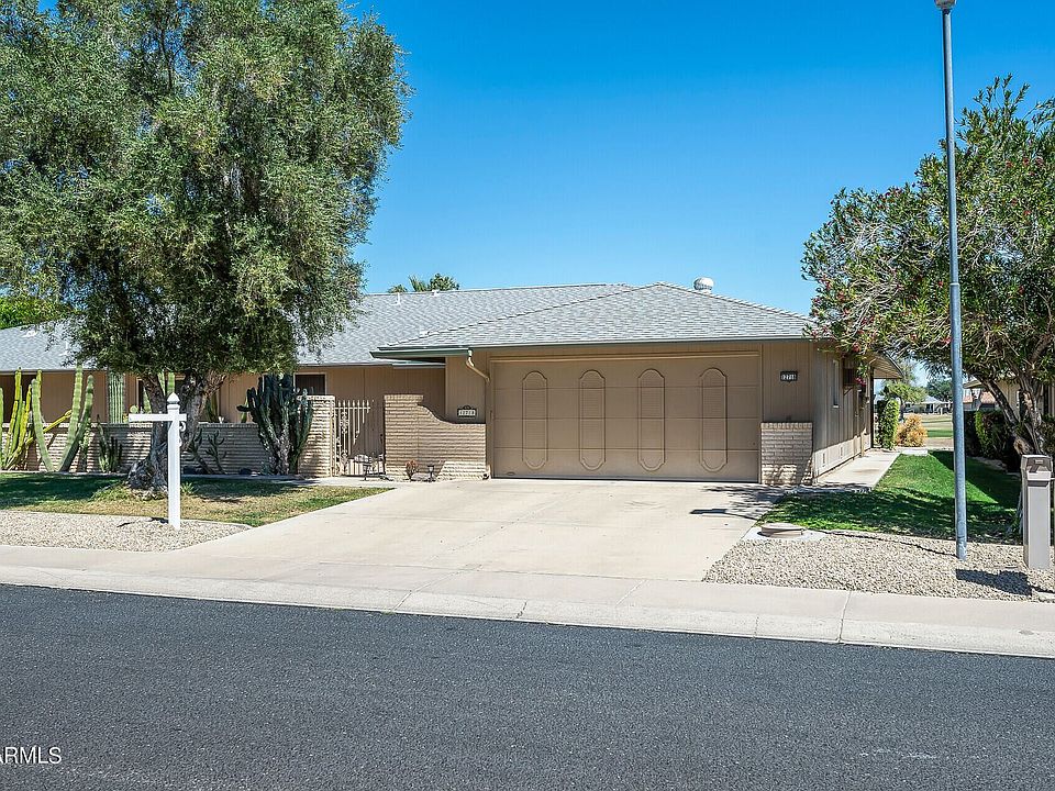 1st image of 12718 W Ashwood Dr