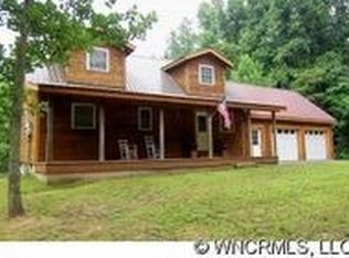 311 Mountain Valley Cemetery Rd, Zirconia, NC 28790