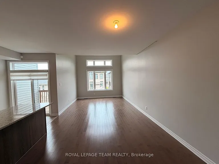 343 Grackle St N — Photo 16