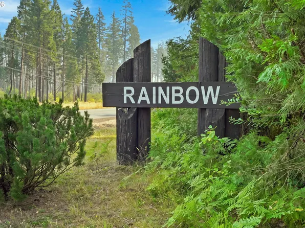 54432 McKenzie Hwy #9, Blue River, OR 97413