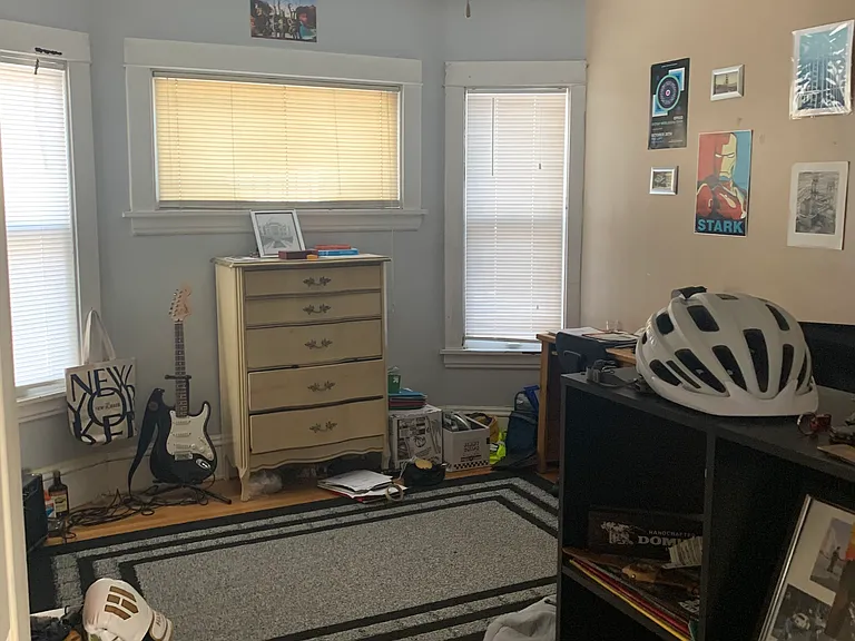818 University Ave SE #102 — Photo 6