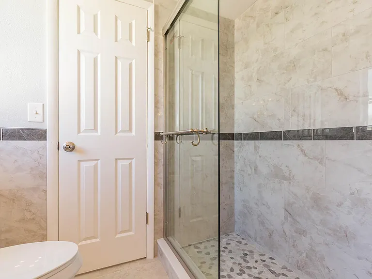 9016 Hunt Club Ln — Photo 26