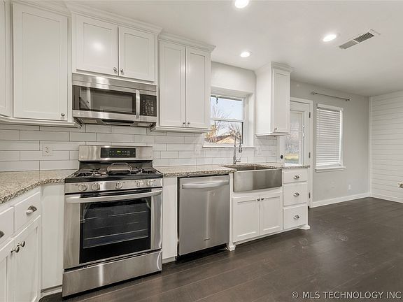 3rd image of 1397 E 143rd St