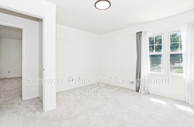 2 Albert E Bonacci Dr — Photo 13