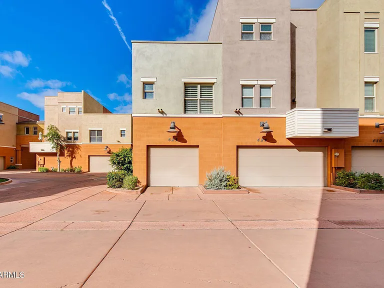 623 S Roosevelt St — Photo 12