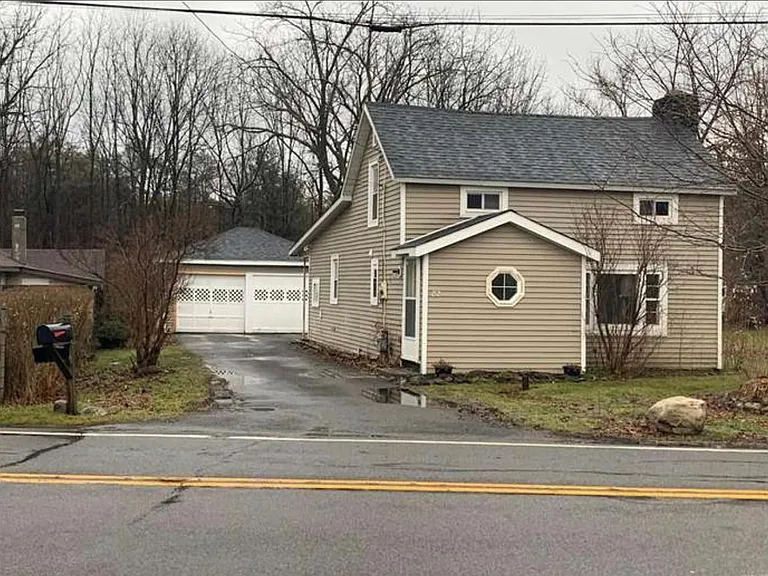 82 Lyndon Rd — Photo 16