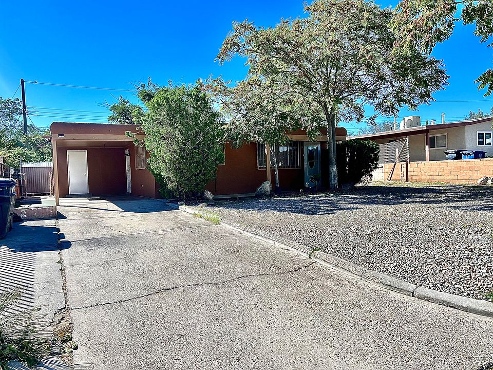 1st image of 429 Merlida St SW