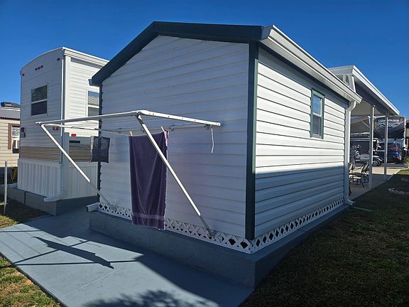 2nd image of 609 Highway 466 #305