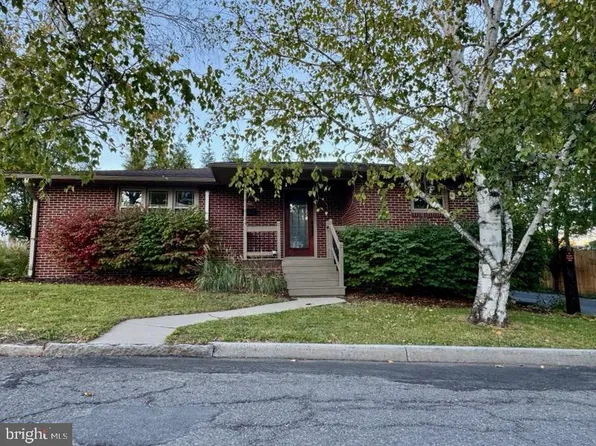 99 Charles St, Frostburg, MD 21532