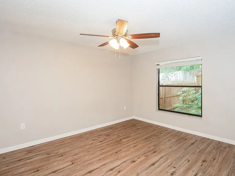 4812 Pierce Arrow Dr — Photo 10