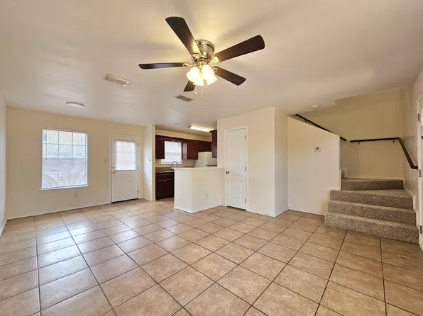 813 W Arroyo Park Ln #C, Harlingen, TX 78550