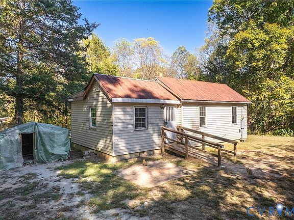 17th image of this home