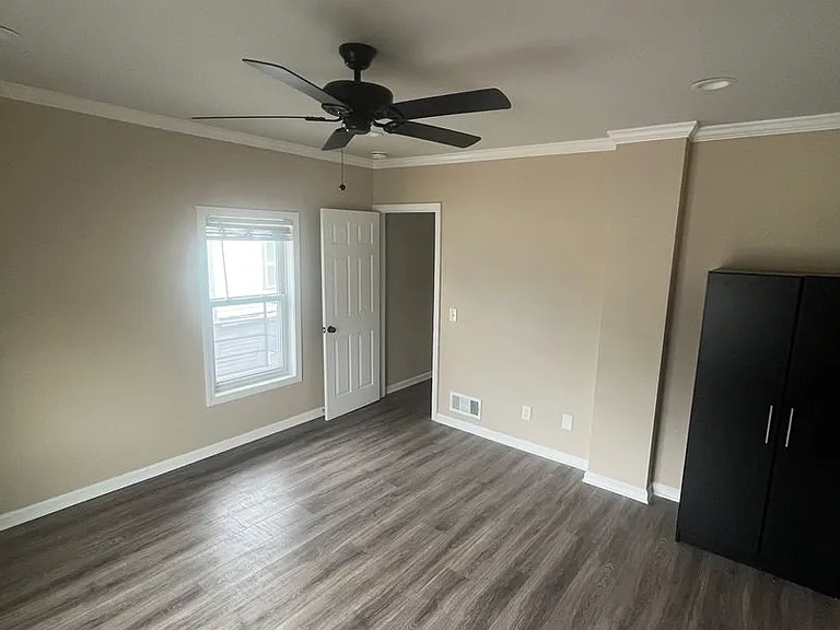 1006 Lake Ave — Photo 12
