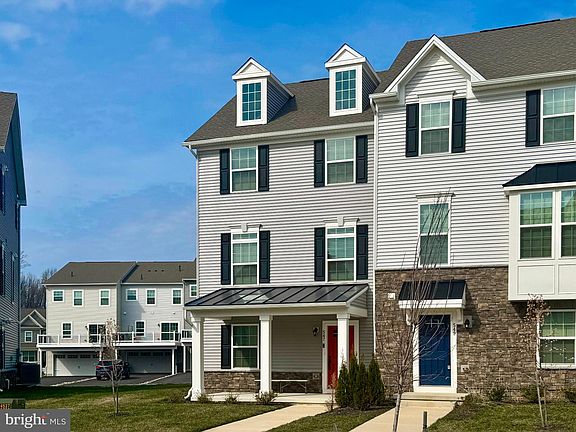 3rd image of 547 Lewes Landing Rd