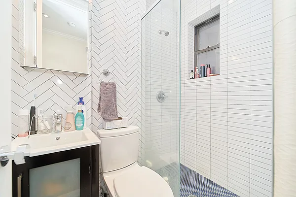 Rented by Living New York | media 9