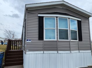 5017 N Dittmer St, Davenport, IA 52806