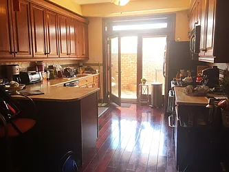 Rented by NY Space Finders Inc.