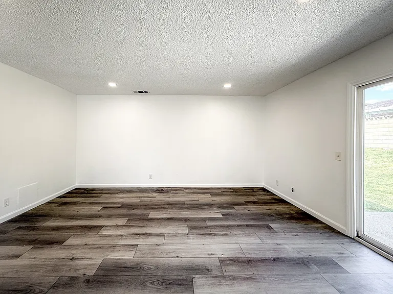 6763 Berkshire Ave — Photo 25