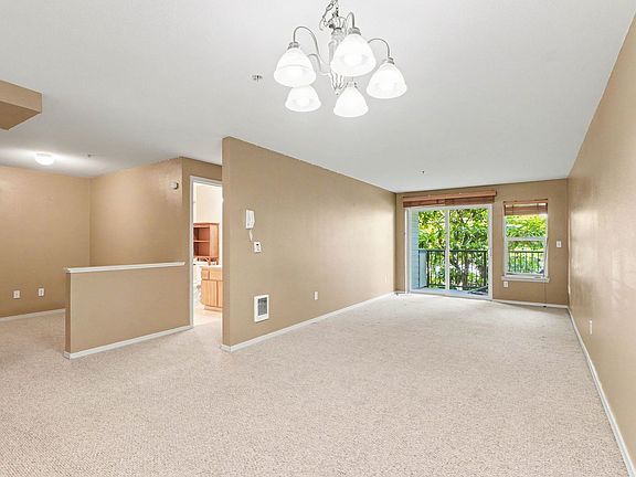 5th image of 1818 18th Ave APT 203