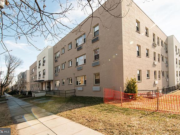 4th image of 738 Longfellow St NW APT 209
