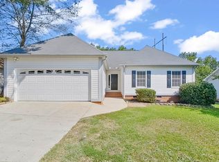 207 Flannery Ct, Fountain Inn, SC 29644