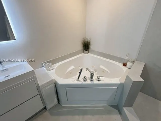 3029 NE 188th St #822 — Photo 28