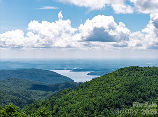 315 Jocassee Trl, Sapphire, NC 28774