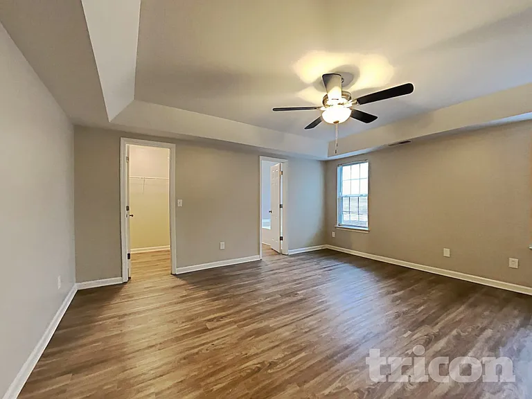 7715 Hidden Creek Dr — Photo 7