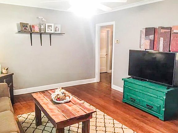 5th image of 3542 Mimosa Ave