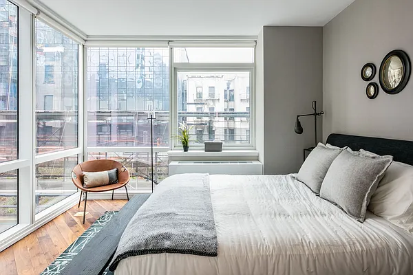 Rented by Lalezarian Properties | media 13