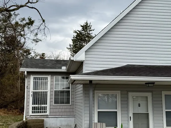 253 Magnolia Ave #C, Somerset, KY 42503